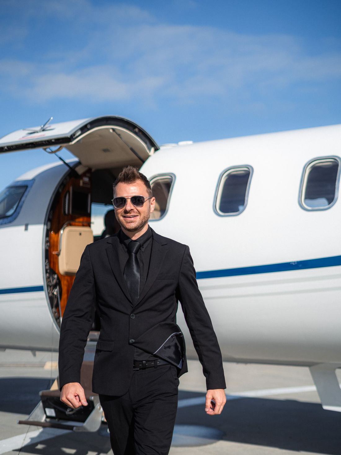 Boarding a private aircraft